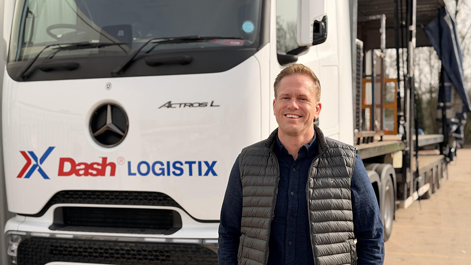 Dash Logistix vehicle using fleet tracking technology