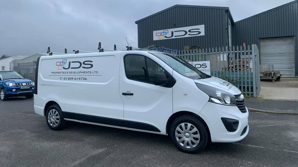 Construction fleet using vehicle tracking technology